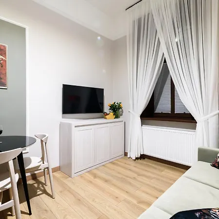 Klimatyzowany Dworzec Glowny Stare