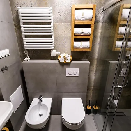 Klimatyzowany Dworzec Glowny Stare Διαμέρισμα *