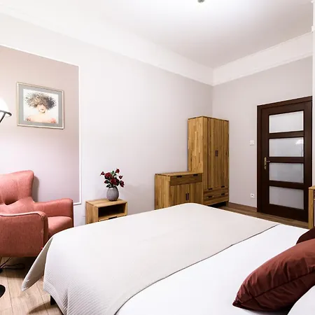 Klimatyzowany Dworzec Glowny Stare * Krasków